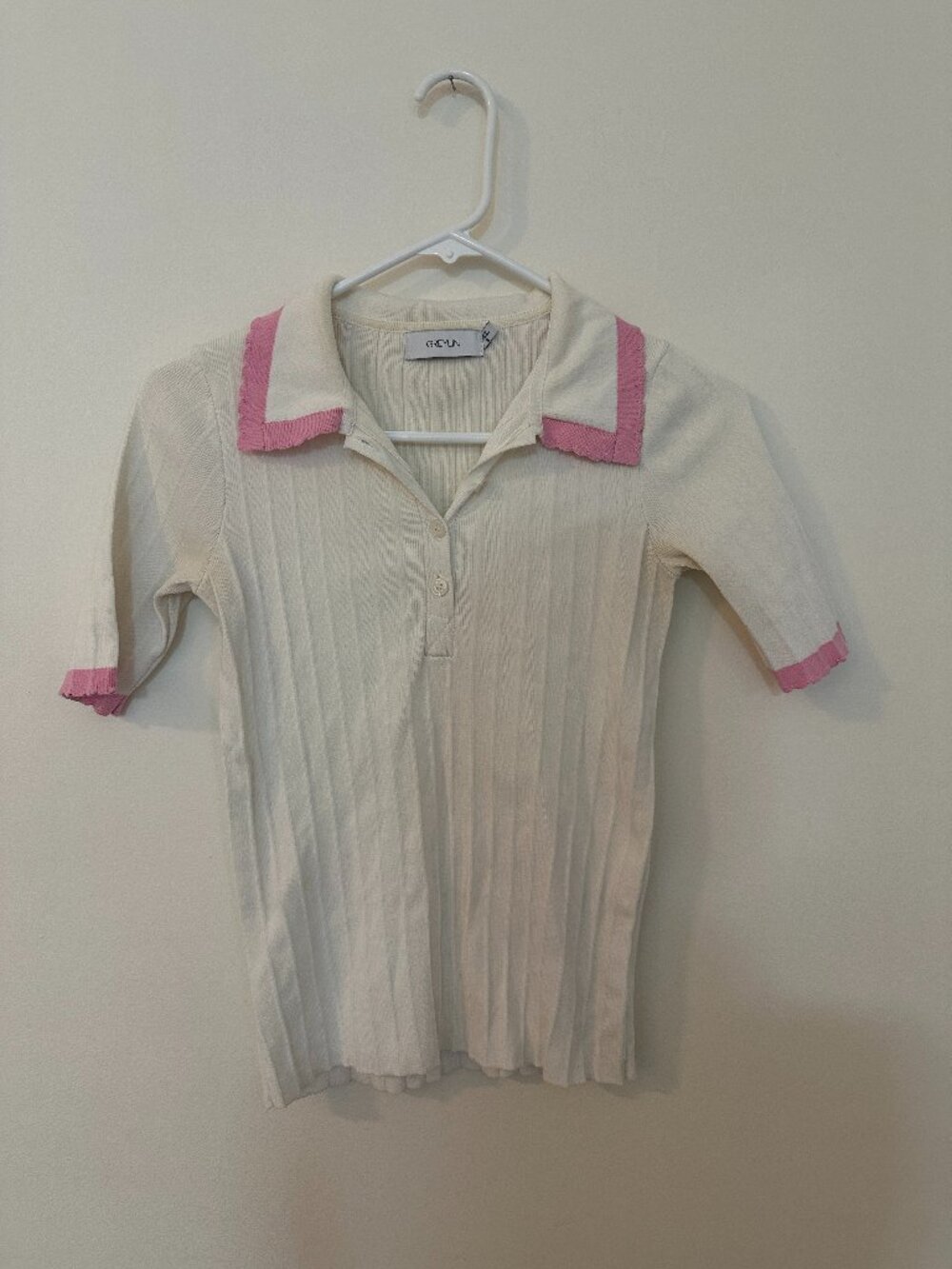 Greylin Bruna Sweater Knit Scalloped Top Pink White